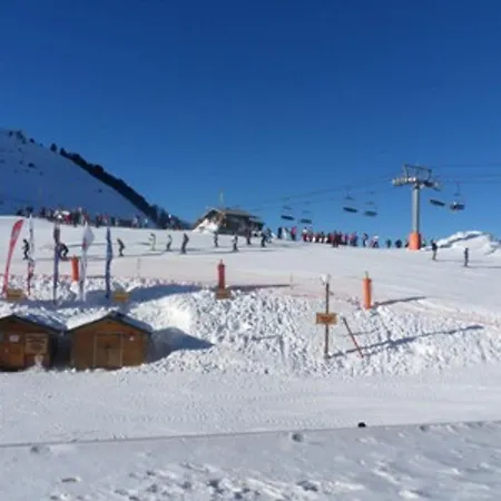 Lägenhet Fonctionnel Au Pied Des Pistes Avec Grand Balcon - Fr-1-181-2584