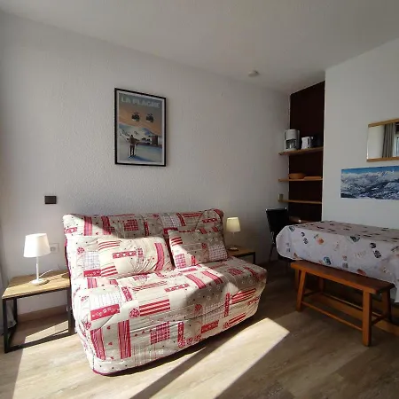 Fonctionnel Au Pied Des Pistes Avec Grand Balcon - Fr-1-181-2584 *