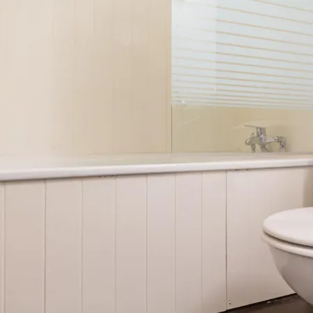 Fonctionnel Au Pied Des Pistes Avec Grand Balcon - Fr-1-181-2584