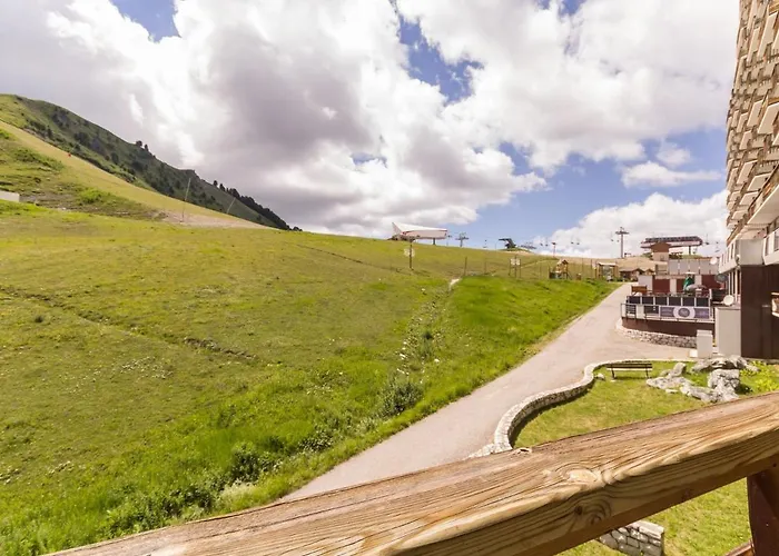 Fonctionnel Au Pied Des Pistes Avec Grand Balcon - Fr-1-181-2584 Lägenhet