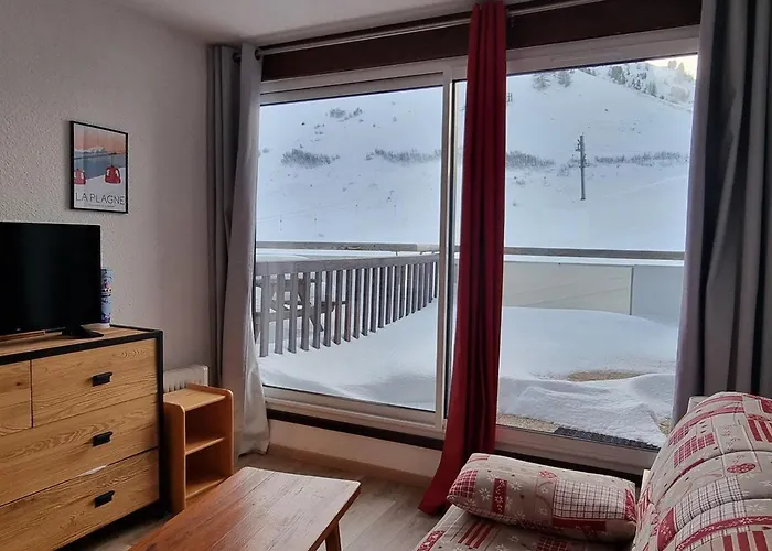 Fonctionnel Au Pied Des Pistes Avec Grand Balcon - Fr-1-181-2584 *